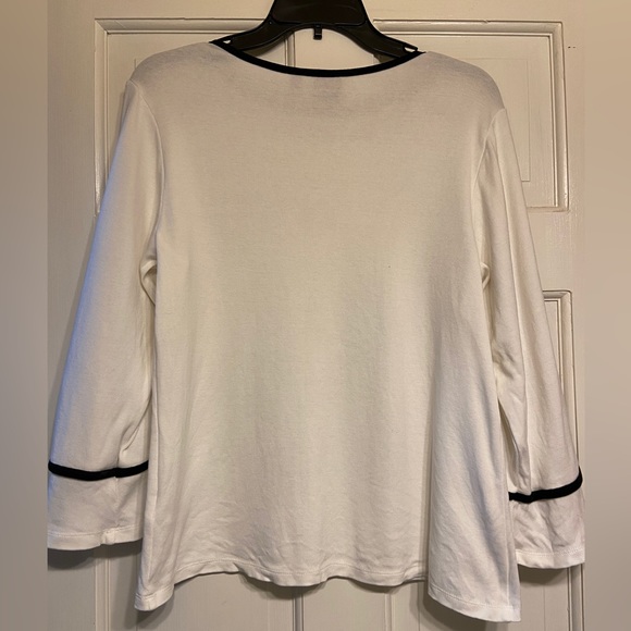 Rafaella Medium Scoop Neck Womens Top with Bell Sleeves - Picture 3 of 7